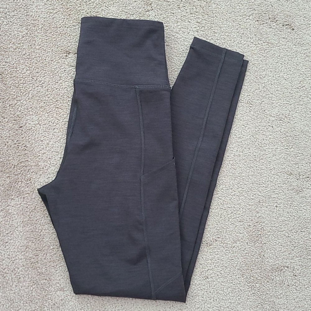 American Eagle everything pocket legging